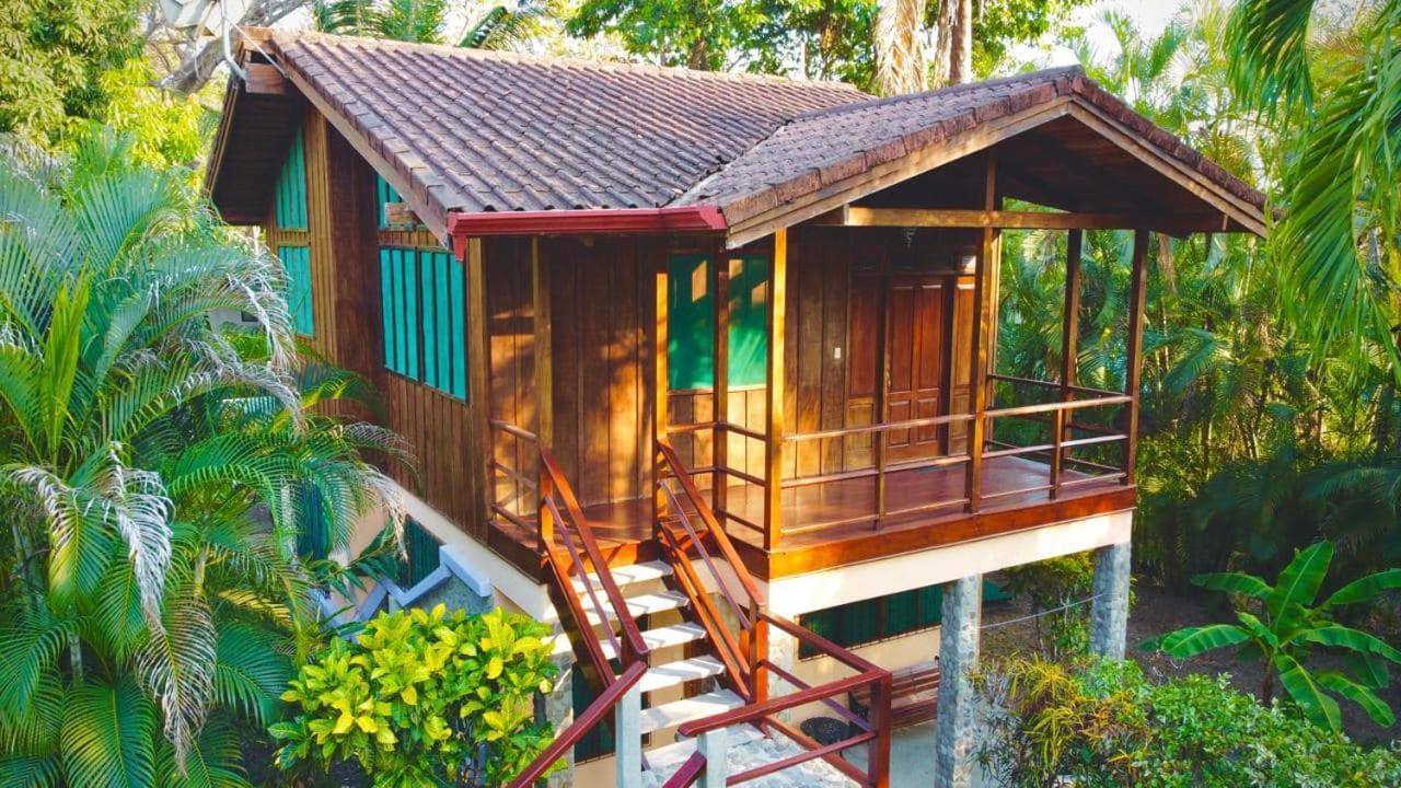 Mal Pais Surf Camp Hotel Playa Santa Teresa  Kamer foto