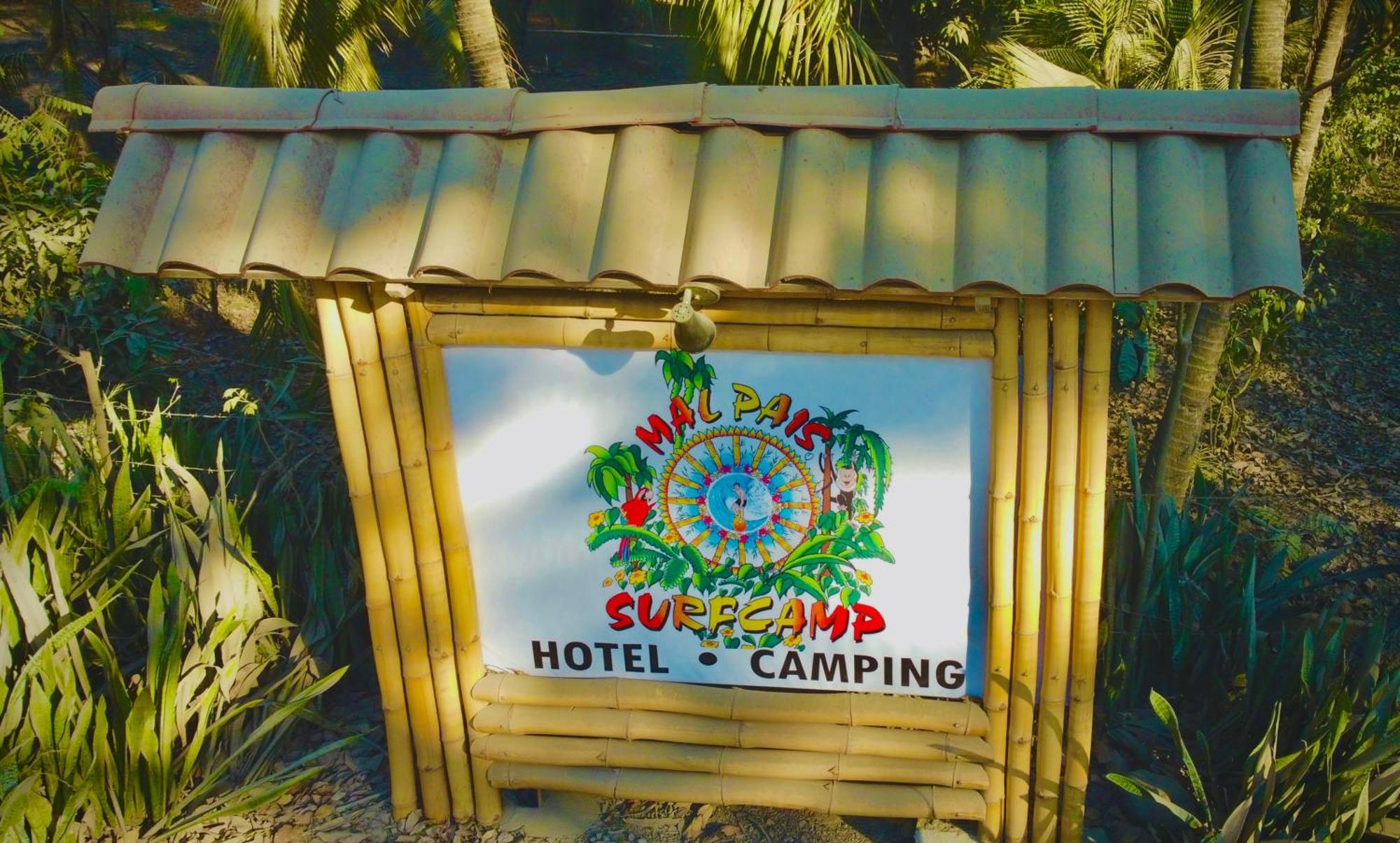 Mal Pais Surf Camp Hotel Playa Santa Teresa  Buitenkant foto