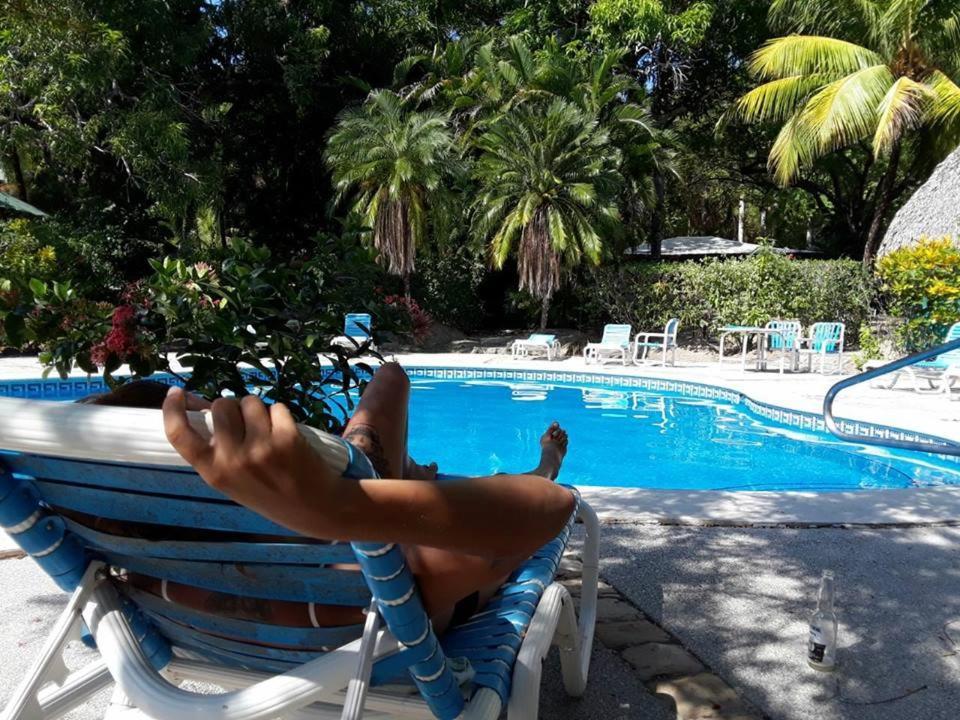 Mal Pais Surf Camp Hotel Playa Santa Teresa  Buitenkant foto
